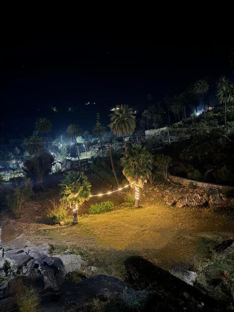 Valley Nest For 6-12 Pax 아부 산 외부 사진